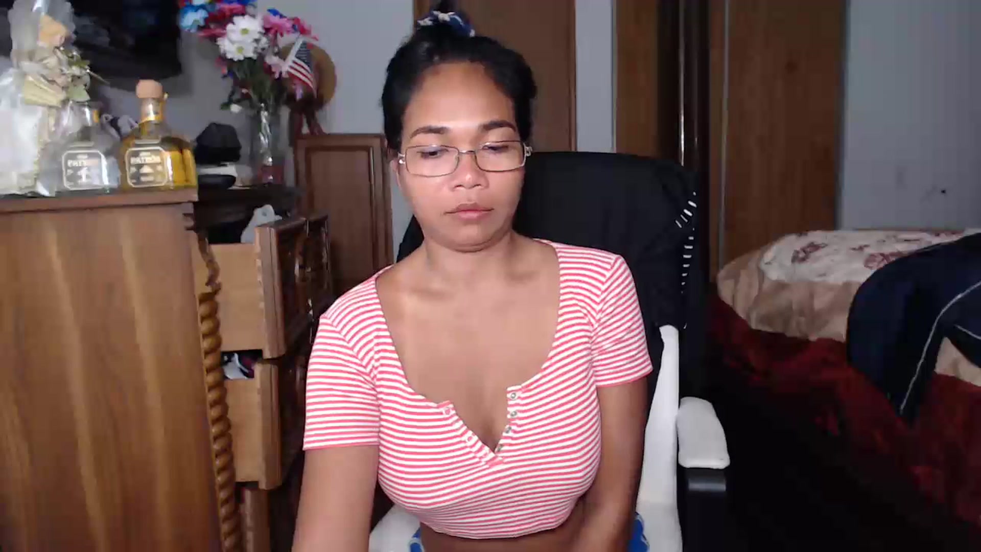 Gallery image thumbnail from Littlekai2023's myfreecams stream on, 07/06/2023, 01:41 image 15 of 20