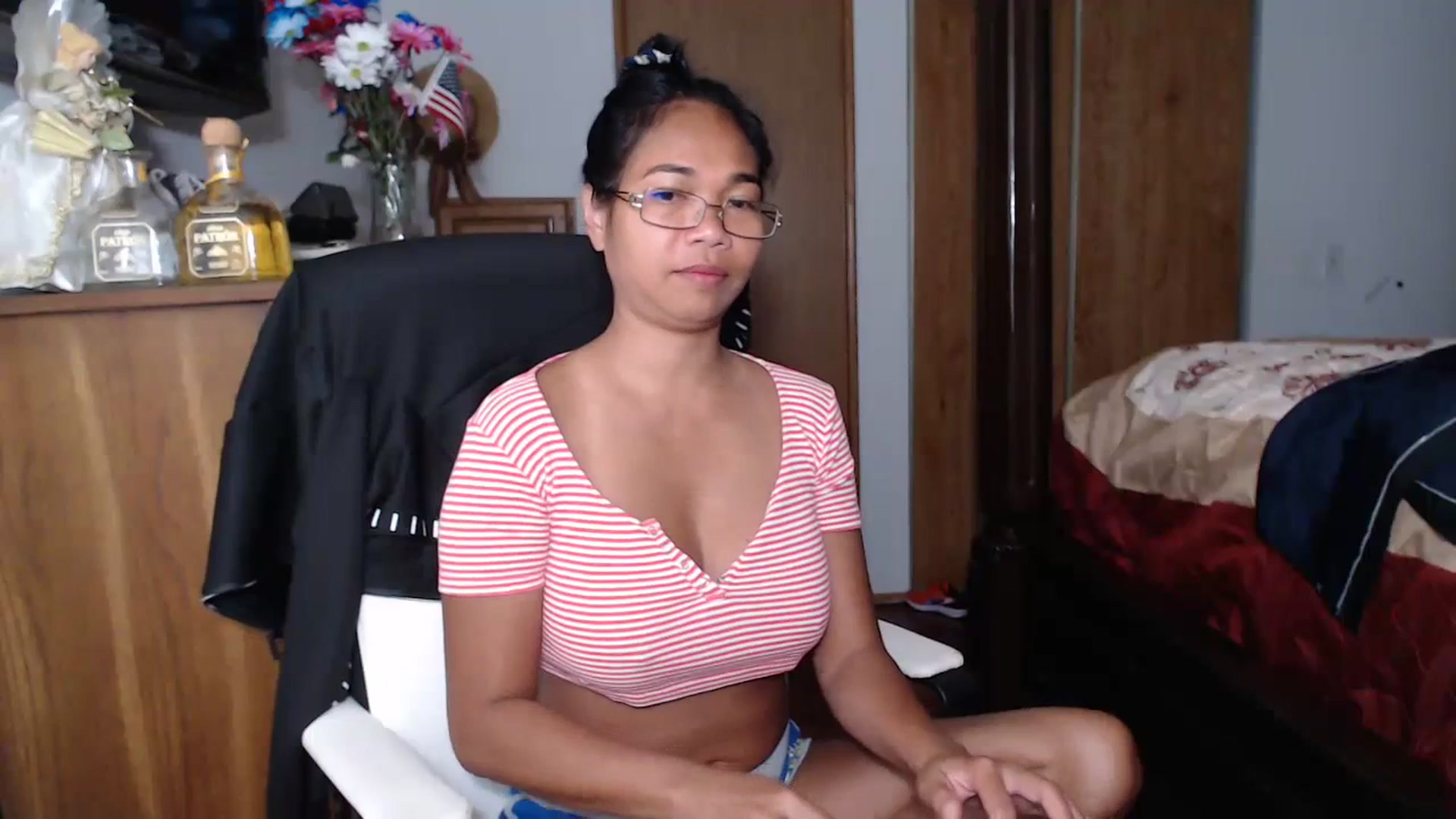 Gallery image thumbnail from Littlekai2023's myfreecams stream on, 07/06/2023, 01:41 image 8 of 20