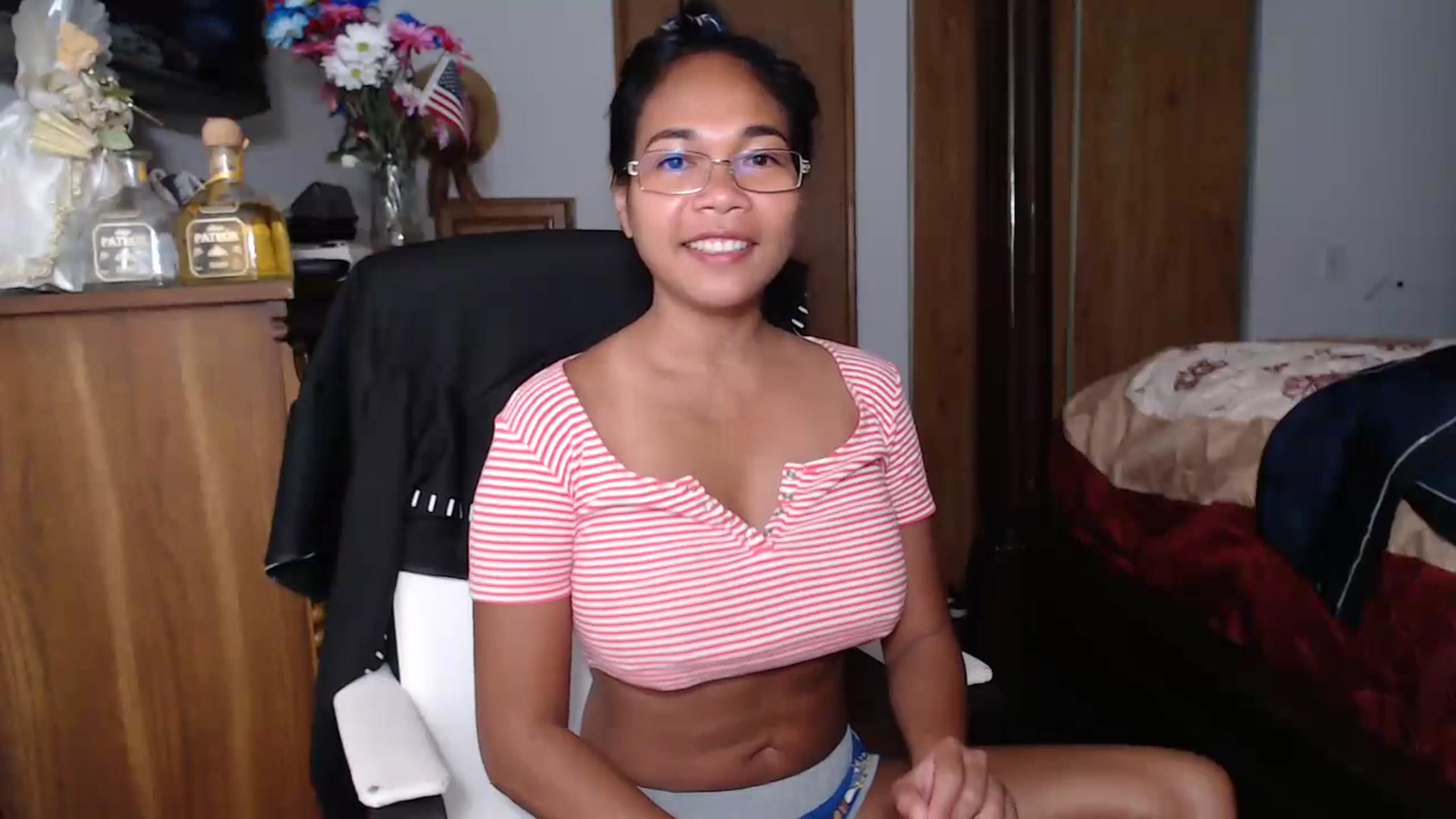 Gallery image thumbnail from Littlekai2023's myfreecams stream on, 07/06/2023, 01:41 image 6 of 20