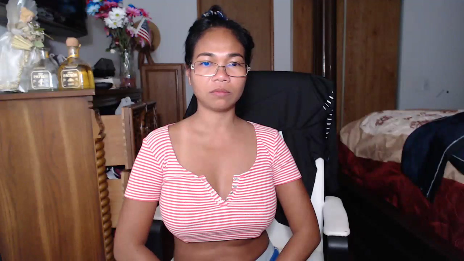 Gallery image thumbnail from Littlekai2023's myfreecams stream on, 07/06/2023, 03:00 image 4 of 20