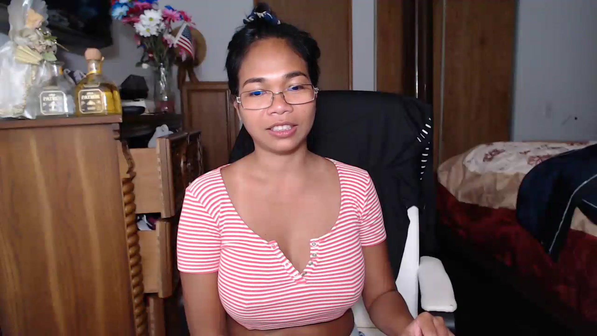Gallery image thumbnail from Littlekai2023's myfreecams stream on, 07/06/2023, 03:00 image 2 of 20