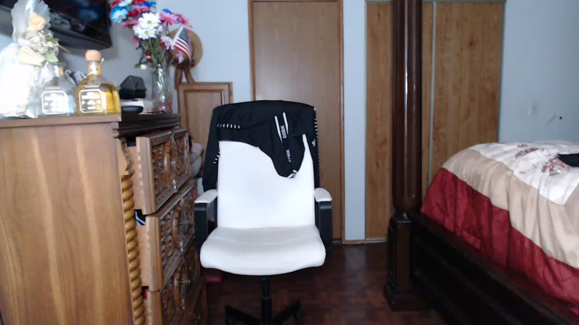 Gallery image thumbnail from Littlekai2023's myfreecams stream on, 07/07/2023, 02:11 image 12 of 20