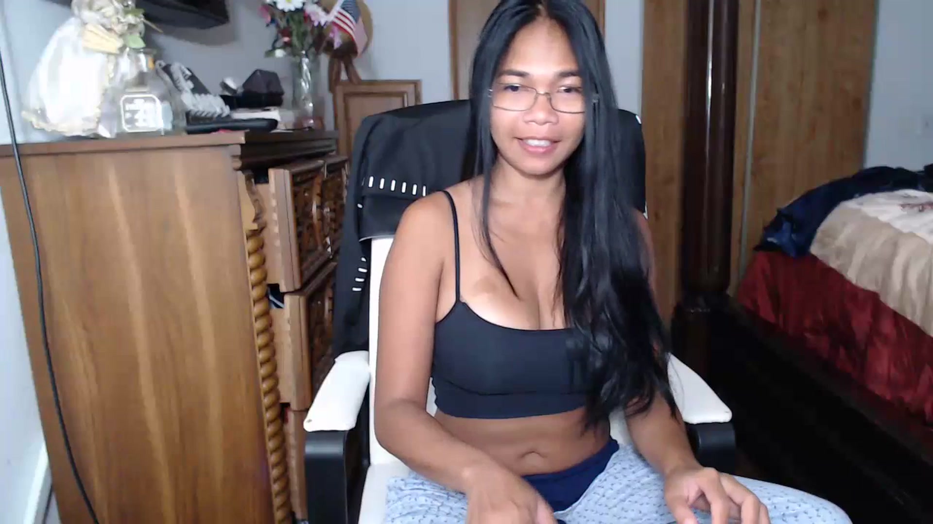Gallery image thumbnail from Littlekai2023's myfreecams stream on, 07/07/2023, 18:18 image 4 of 20