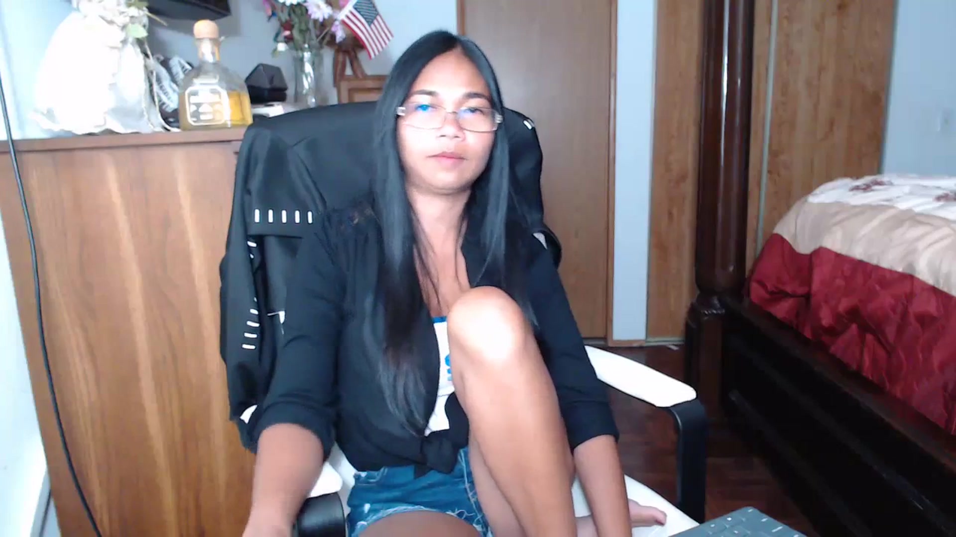 Gallery image thumbnail from Littlekai2023's myfreecams stream on, 07/09/2023, 24:02 image 19 of 20