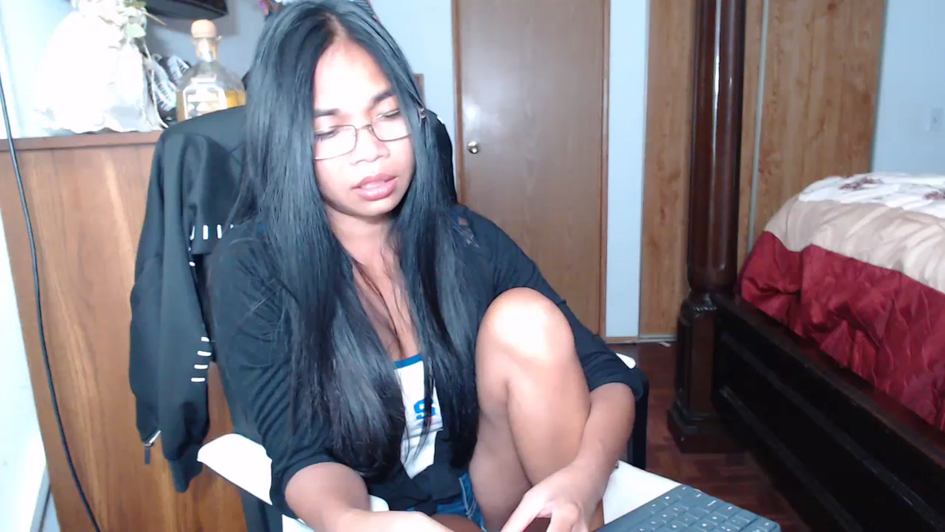 Gallery image thumbnail from Littlekai2023's myfreecams stream on, 07/09/2023, 24:02 image 12 of 20
