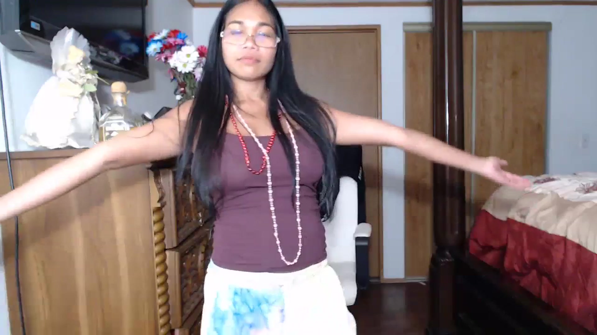 Gallery image thumbnail from Littlekai2023's myfreecams stream on, 07/09/2023, 06:34 image 16 of 20