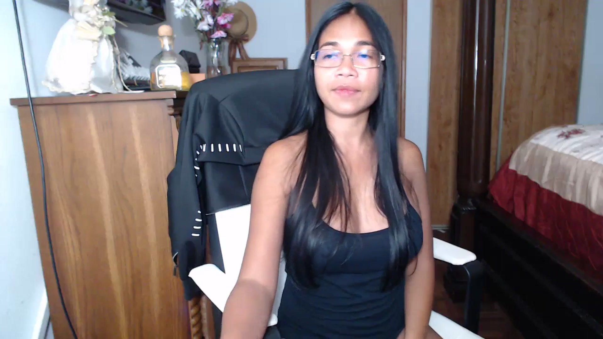 Gallery image thumbnail from Littlekai2023's myfreecams stream on, 07/12/2023, 02:59 image 19 of 20