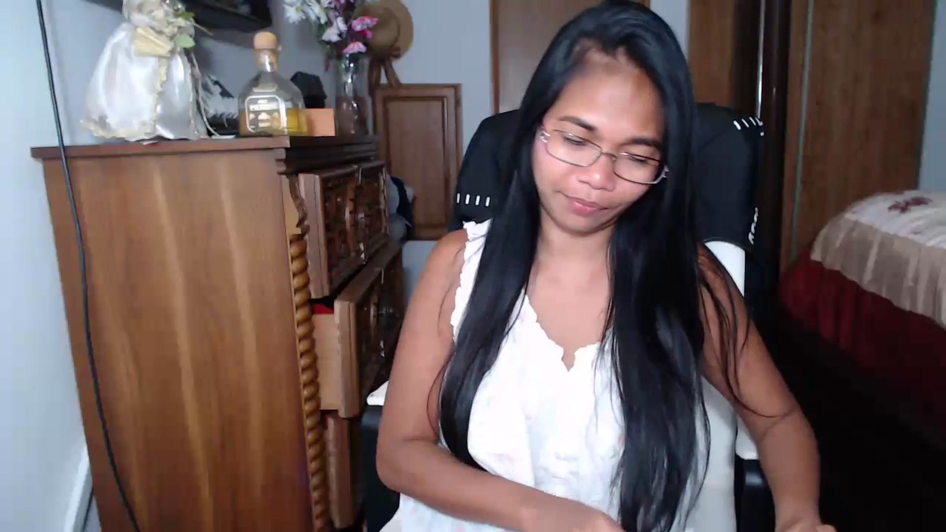 Gallery image thumbnail from Littlekai2023's myfreecams stream on, 07/12/2023, 07:30 image 15 of 20