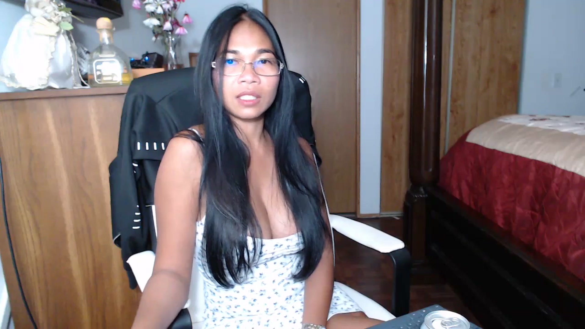 Gallery image thumbnail from Littlekai2023's myfreecams stream on, 07/16/2023, 24:10 image 3 of 20