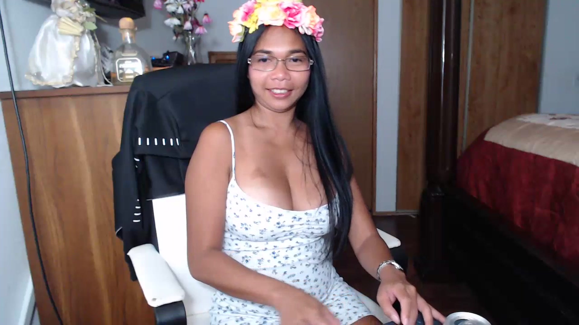 Gallery image thumbnail from Littlekai2023's myfreecams stream on, 07/16/2023, 24:10 image 14 of 20