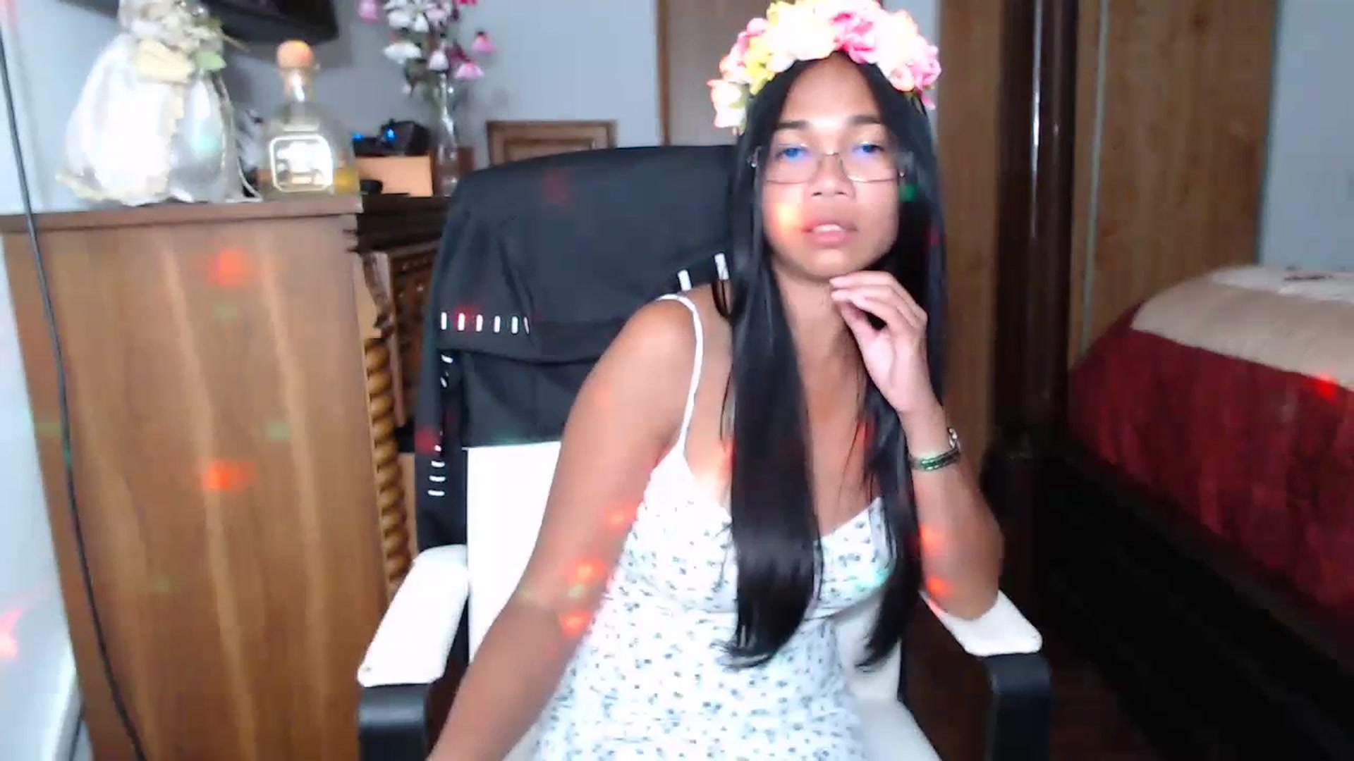 Gallery image thumbnail from Littlekai2023's myfreecams stream on, 07/16/2023, 01:50 image 10 of 20