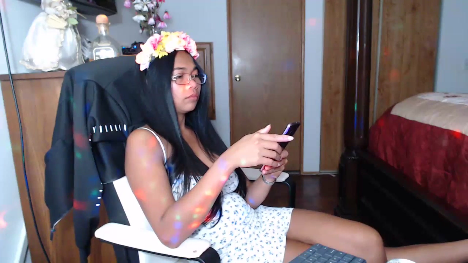 Gallery image thumbnail from Littlekai2023's myfreecams stream on, 07/16/2023, 01:50 image 12 of 20