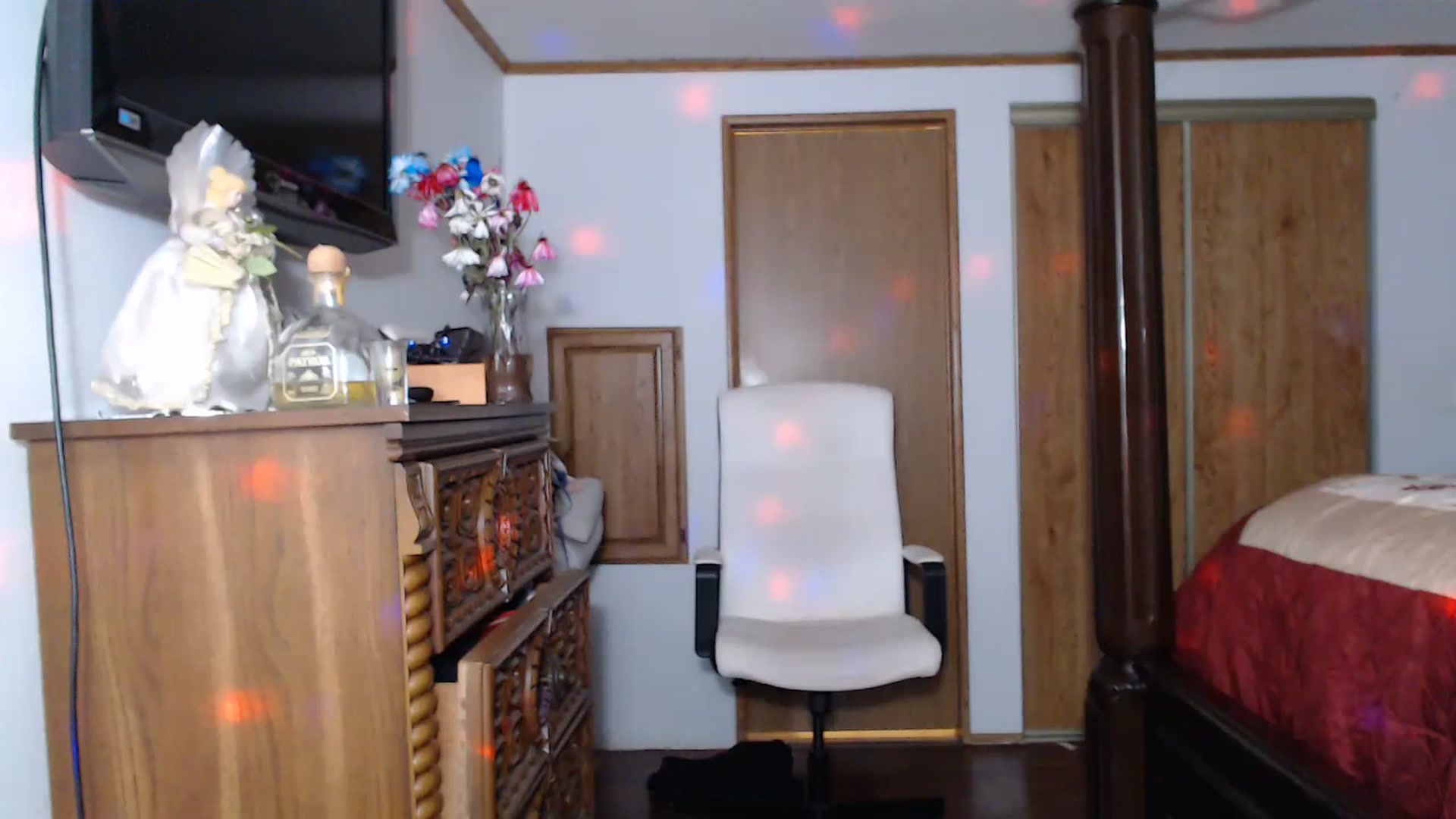 Gallery image thumbnail from Littlekai2023's myfreecams stream on, 07/16/2023, 03:20 image 16 of 20