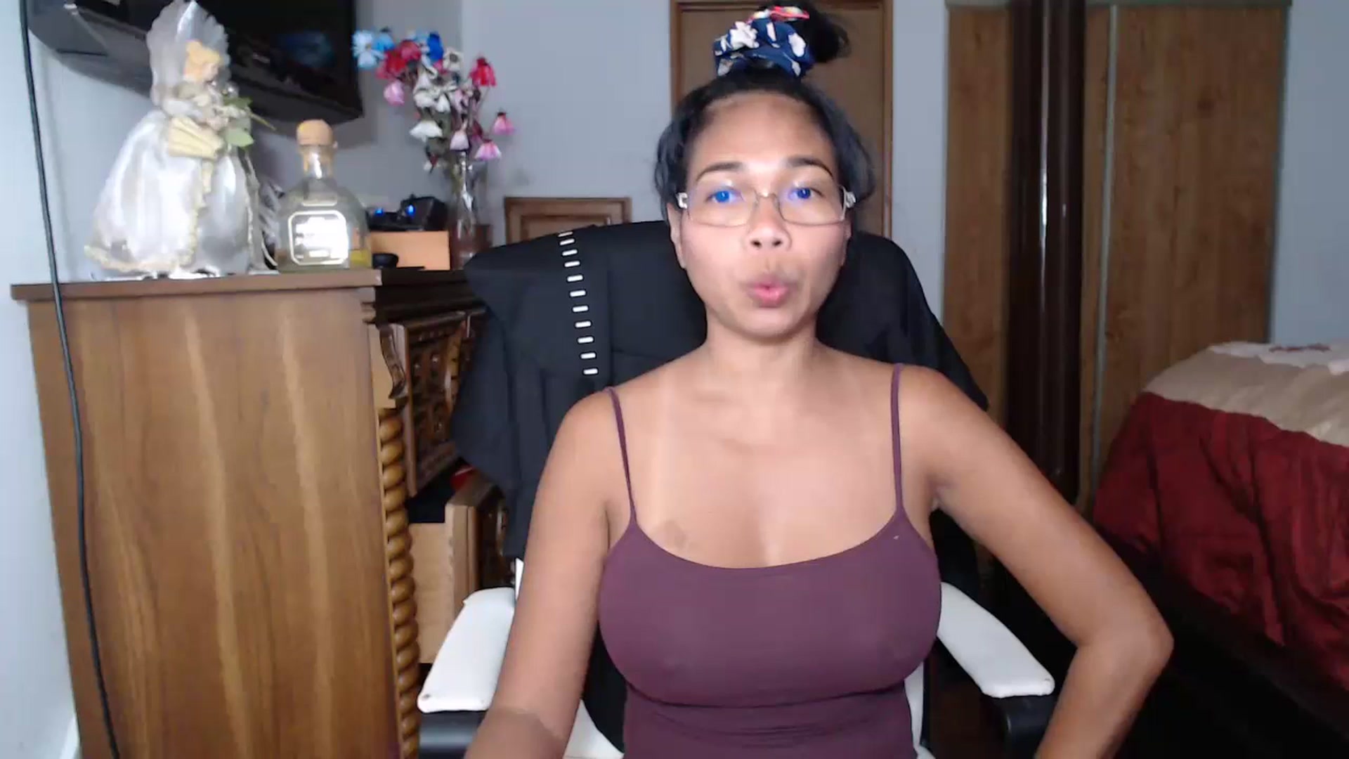 Gallery image thumbnail from Littlekai2023's myfreecams stream on, 07/16/2023, 22:36 image 13 of 20