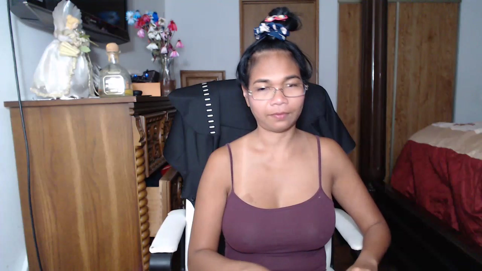 Gallery image thumbnail from Littlekai2023's myfreecams stream on, 07/16/2023, 22:36 image 14 of 20