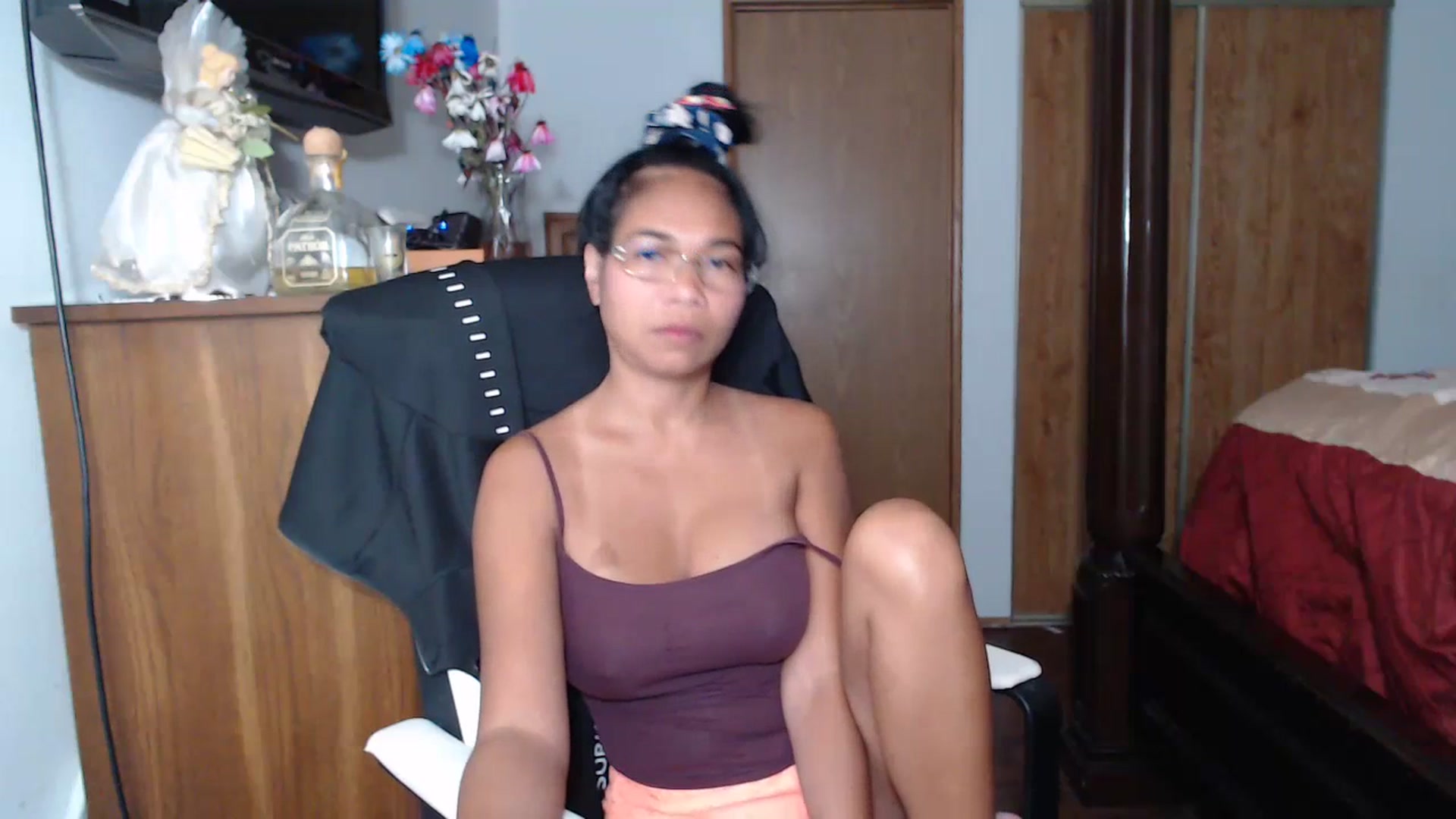 Gallery image thumbnail from Littlekai2023's myfreecams stream on, 07/16/2023, 22:36 image 10 of 20