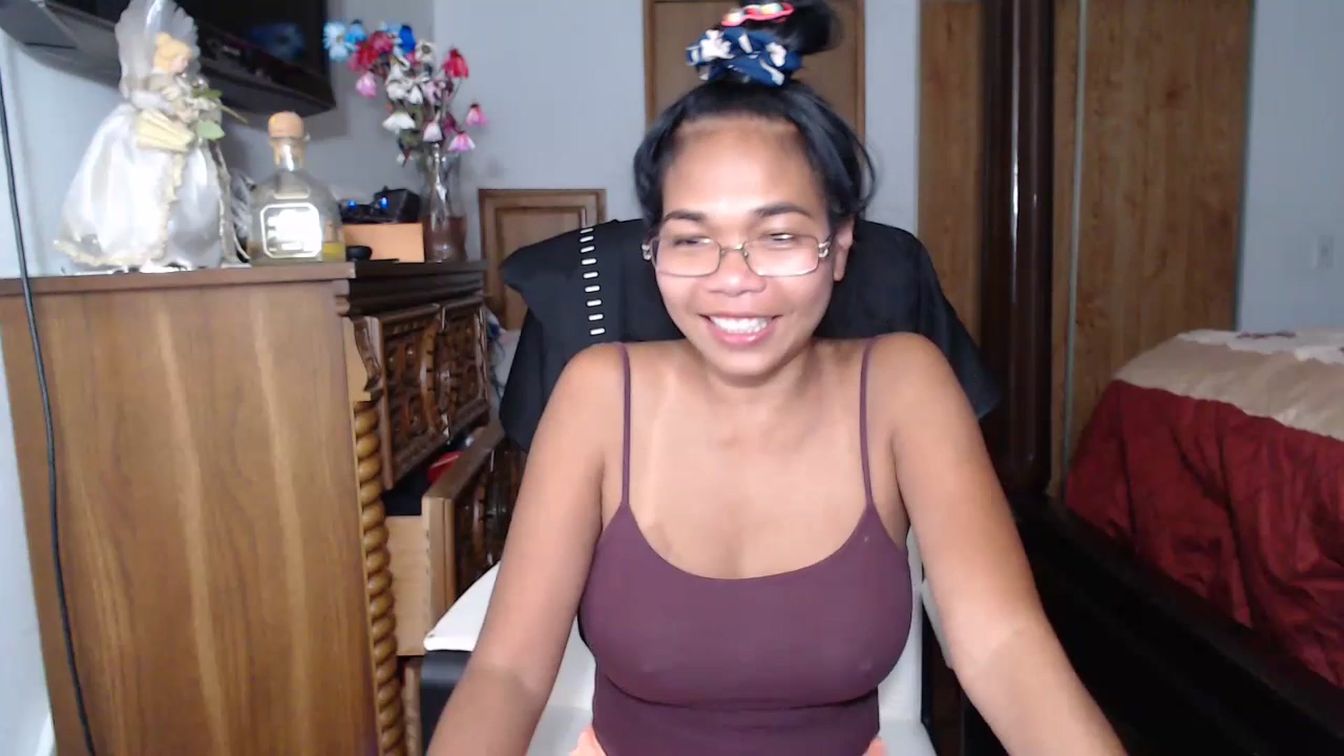 Gallery image thumbnail from Littlekai2023's myfreecams stream on, 07/16/2023, 22:36 image 17 of 20