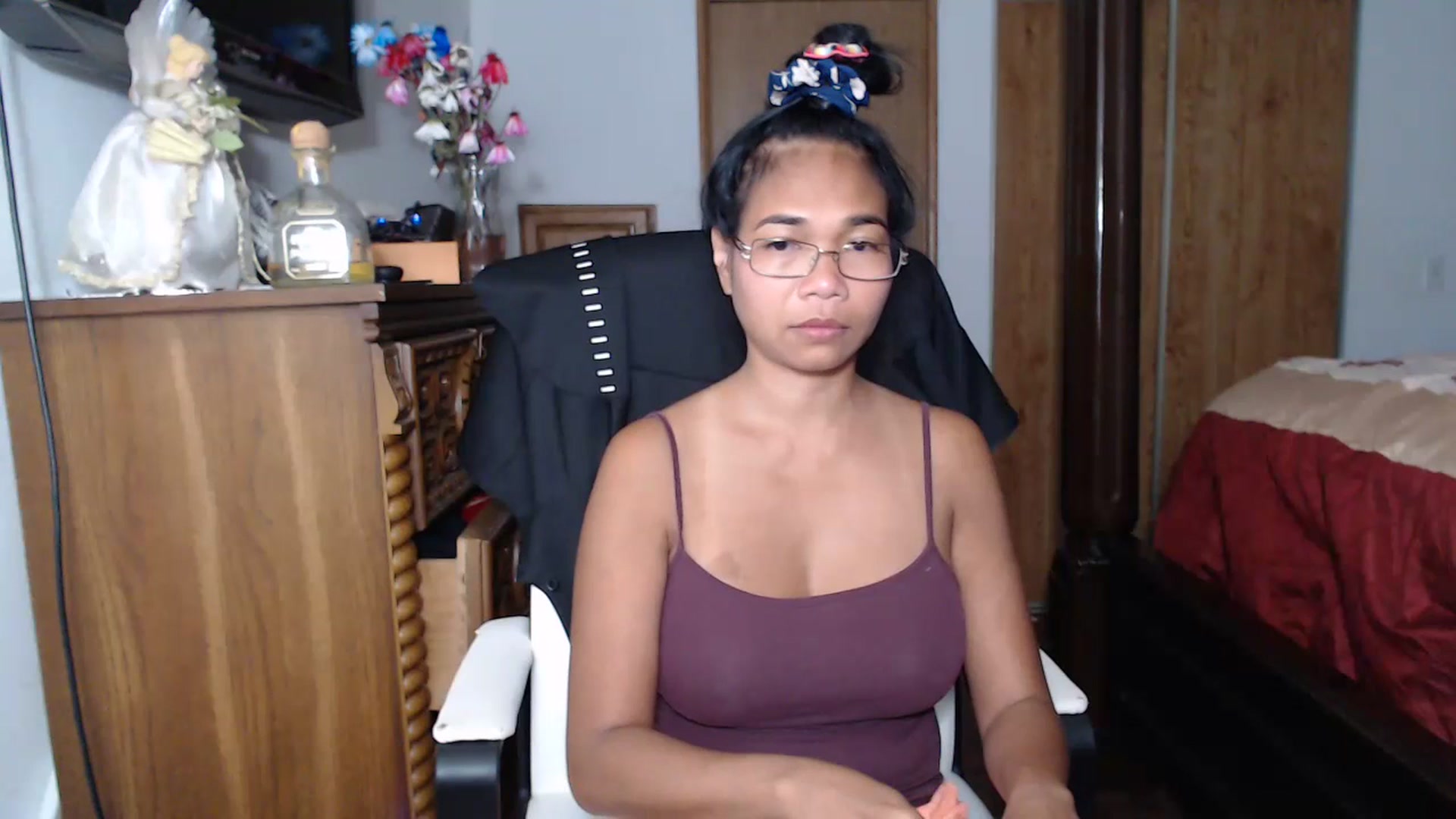 Gallery image thumbnail from Littlekai2023's myfreecams stream on, 07/16/2023, 22:36 image 15 of 20