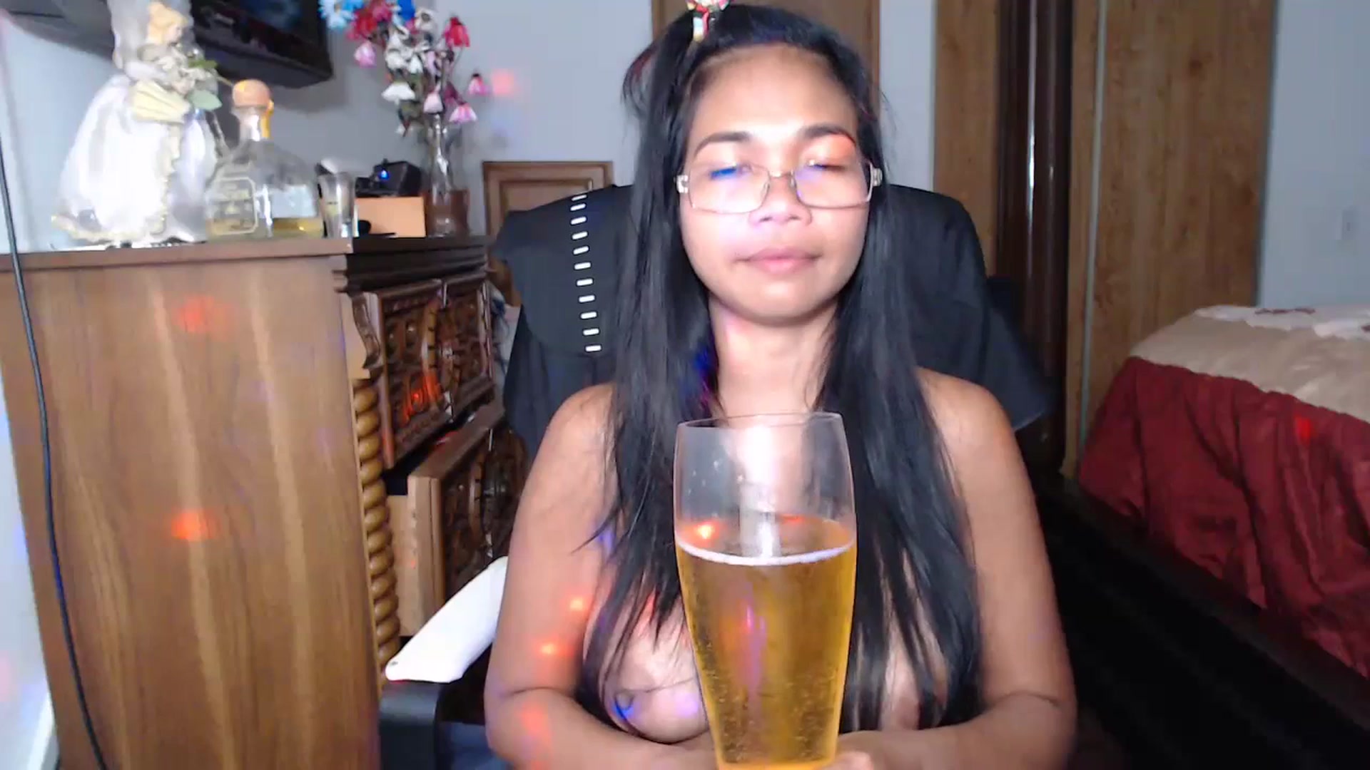 Gallery image thumbnail from Littlekai2023's myfreecams stream on, 07/17/2023, 01:11 image 1 of 20