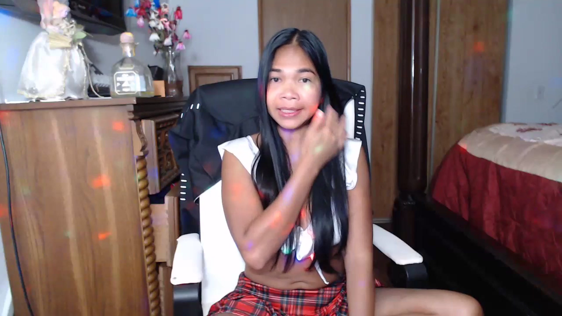 Gallery image thumbnail from Littlekai2023's myfreecams stream on, 07/20/2023, 24:30 image 9 of 20