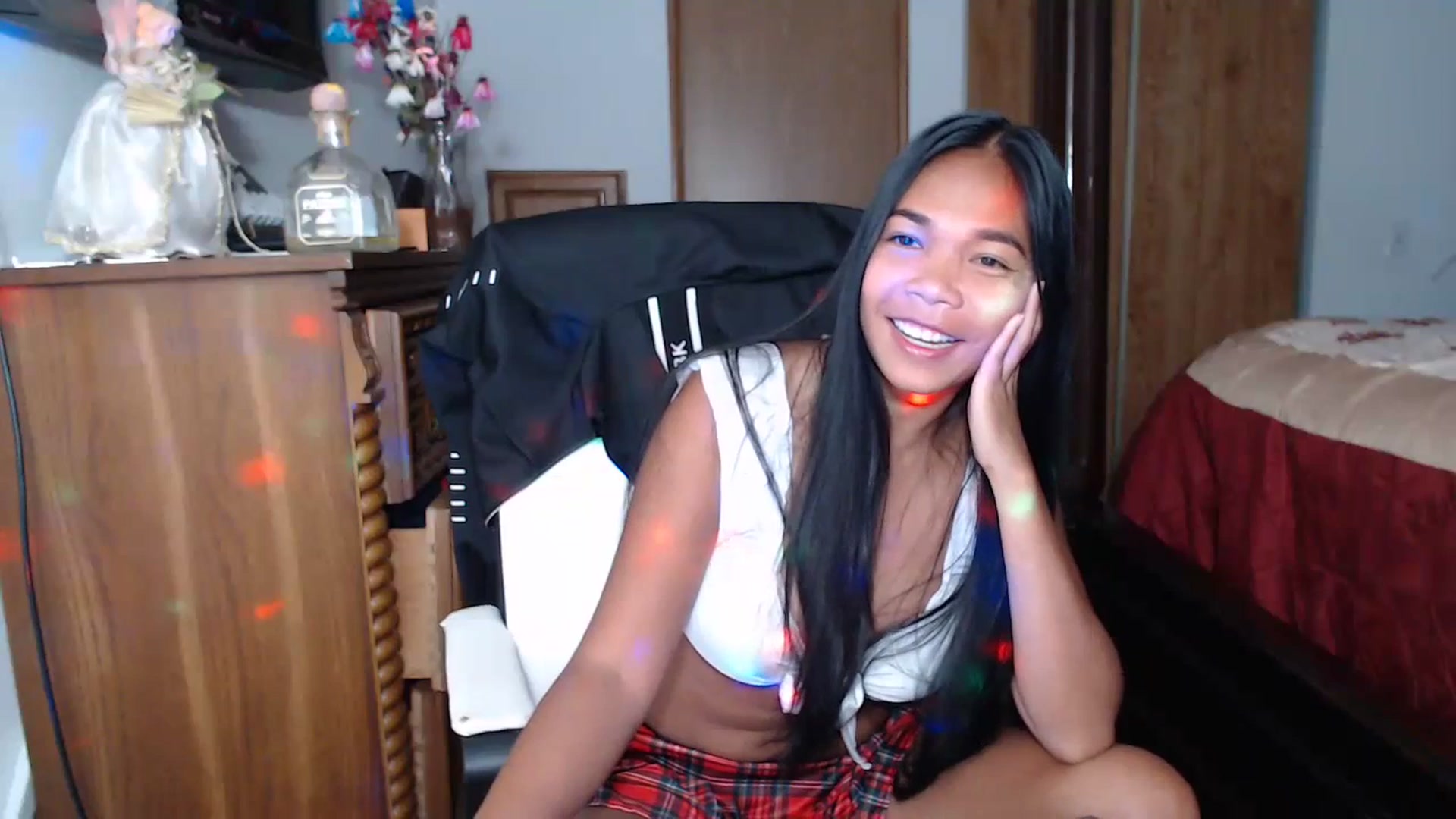 Gallery image thumbnail from Littlekai2023's myfreecams stream on, 07/20/2023, 24:30 image 2 of 20