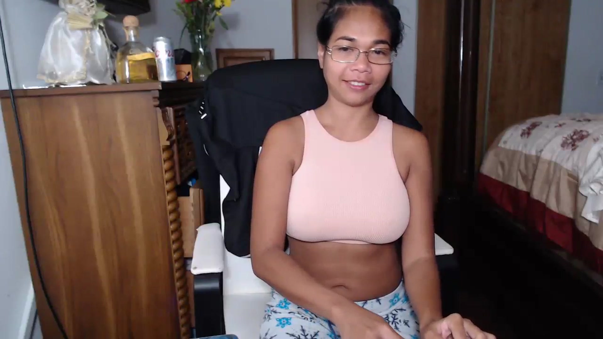 Gallery image thumbnail from Littlekai2023's myfreecams stream on, 07/23/2023, 16:08 image 10 of 20