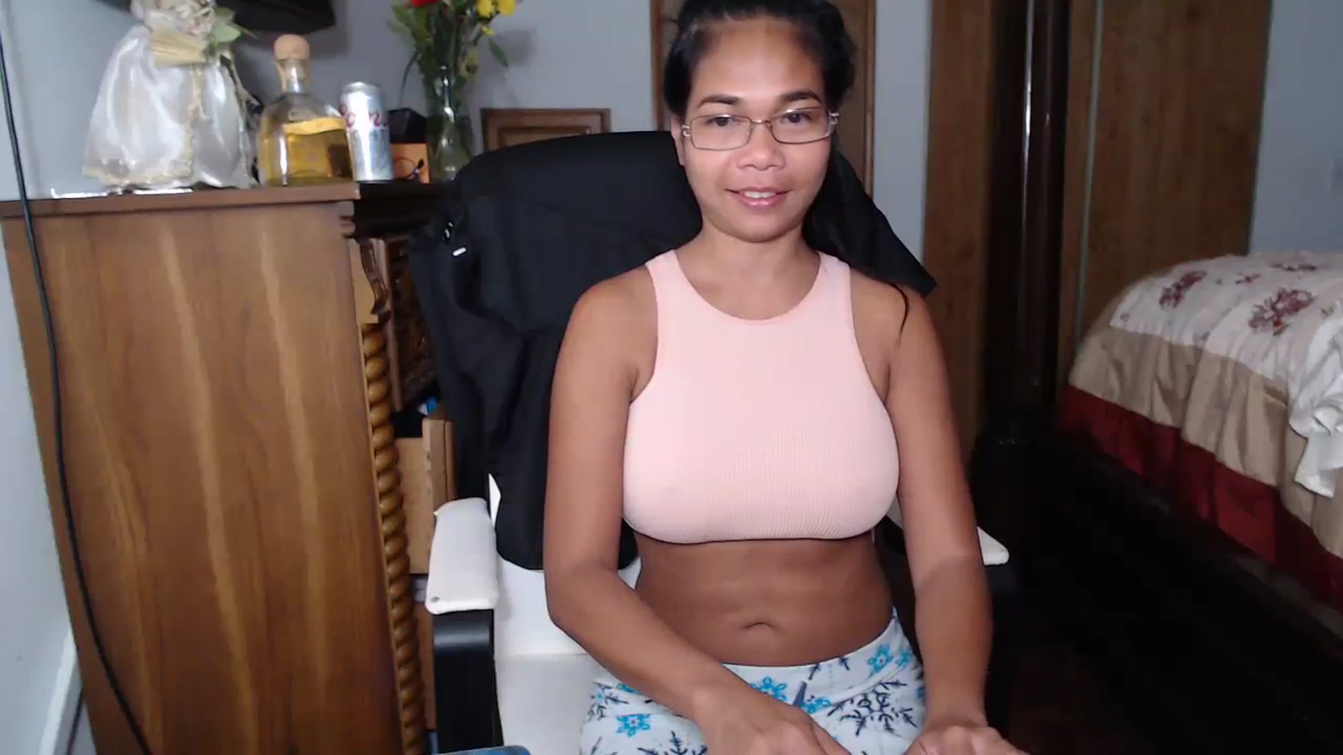 Gallery image thumbnail from Littlekai2023's myfreecams stream on, 07/23/2023, 16:08 image 9 of 20