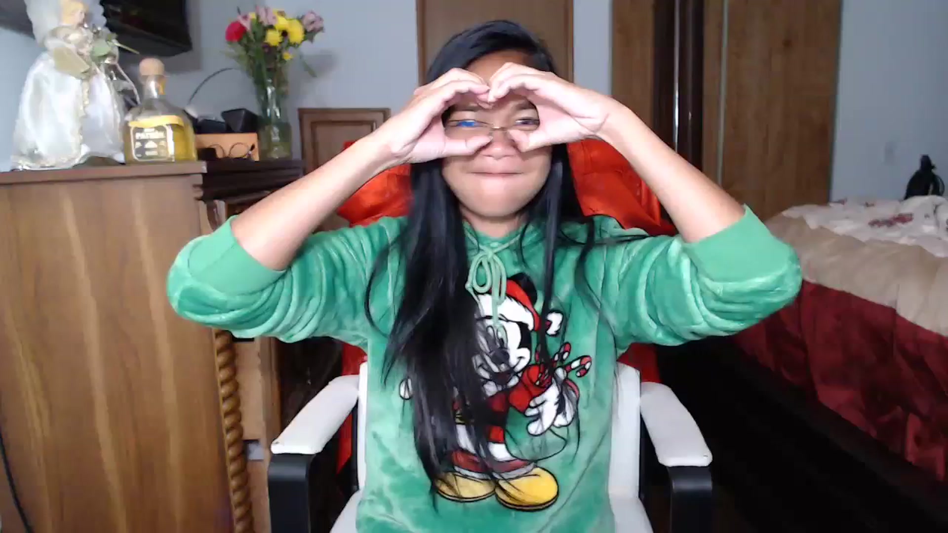 Gallery image thumbnail from Littlekai2023's myfreecams stream on, 07/25/2023, 06:34 image 18 of 20