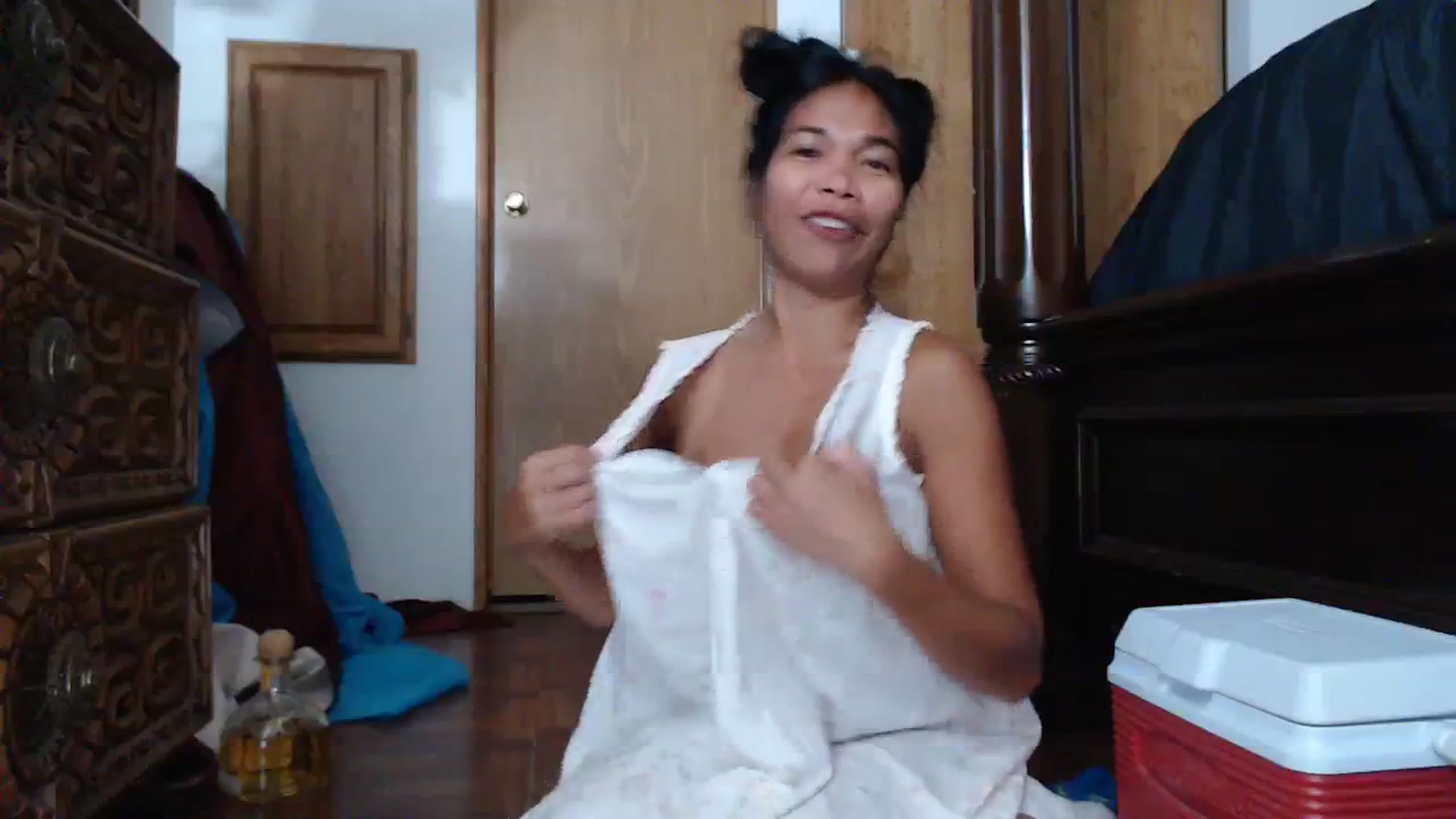 Gallery image thumbnail from Littlekai2023's myfreecams stream on, 08/07/2023, 04:29 image 20 of 20