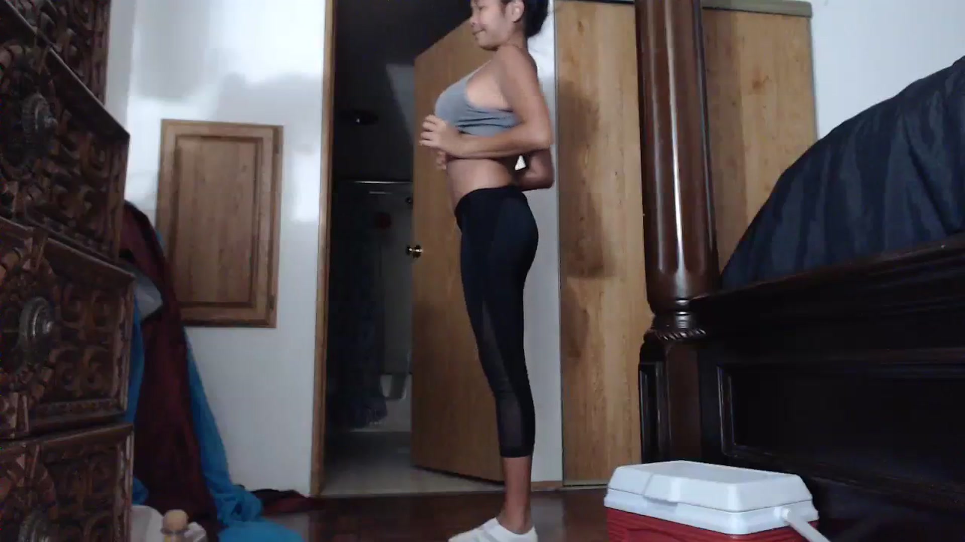 Gallery image thumbnail from Littlekai2023's myfreecams stream on, 08/07/2023, 04:29 image 15 of 20