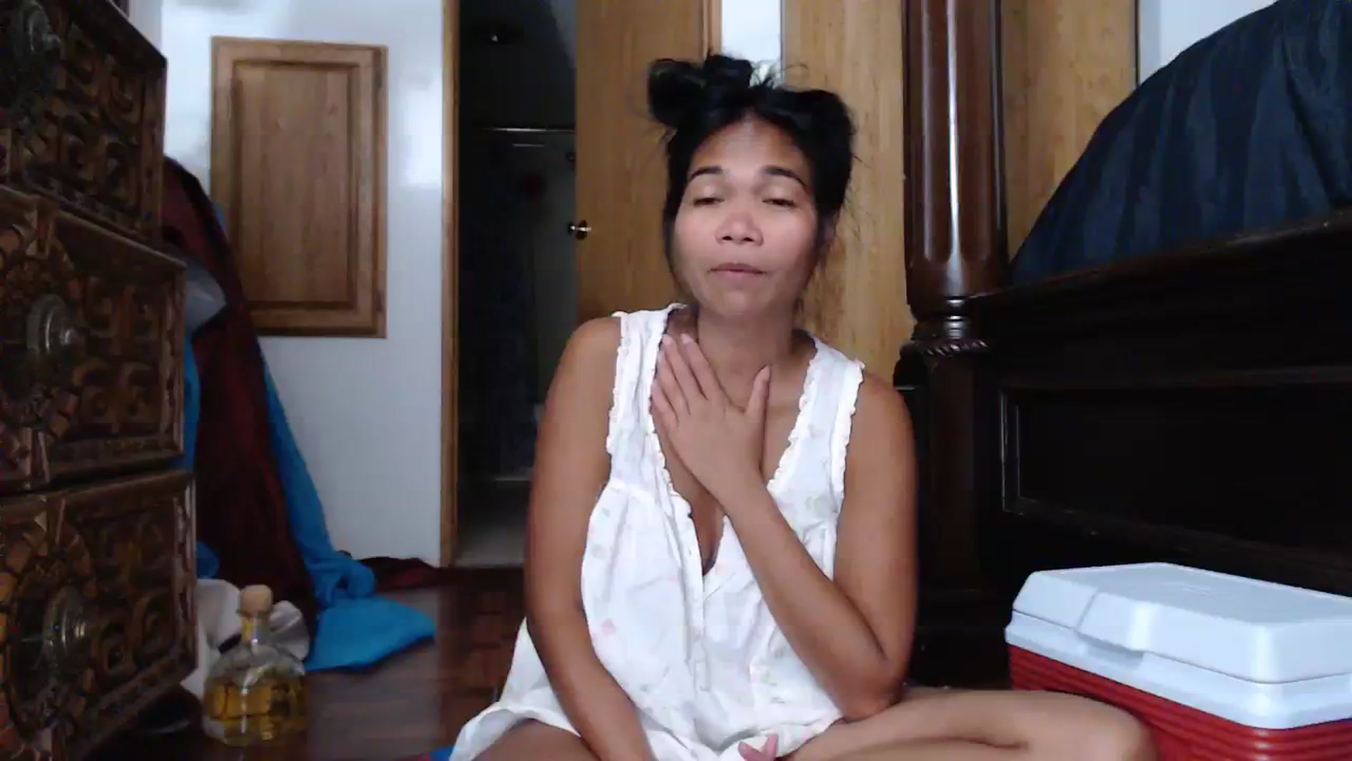 Gallery image thumbnail from Littlekai2023's myfreecams stream on, 08/07/2023, 04:29 image 17 of 20