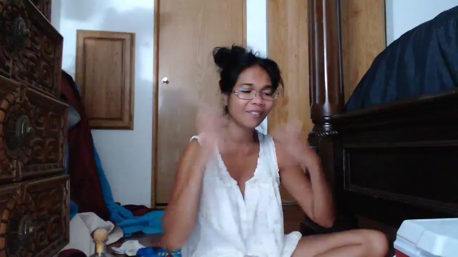 Gallery image thumbnail from Littlekai2023's myfreecams stream on, 08/07/2023, 05:31 image 16 of 20