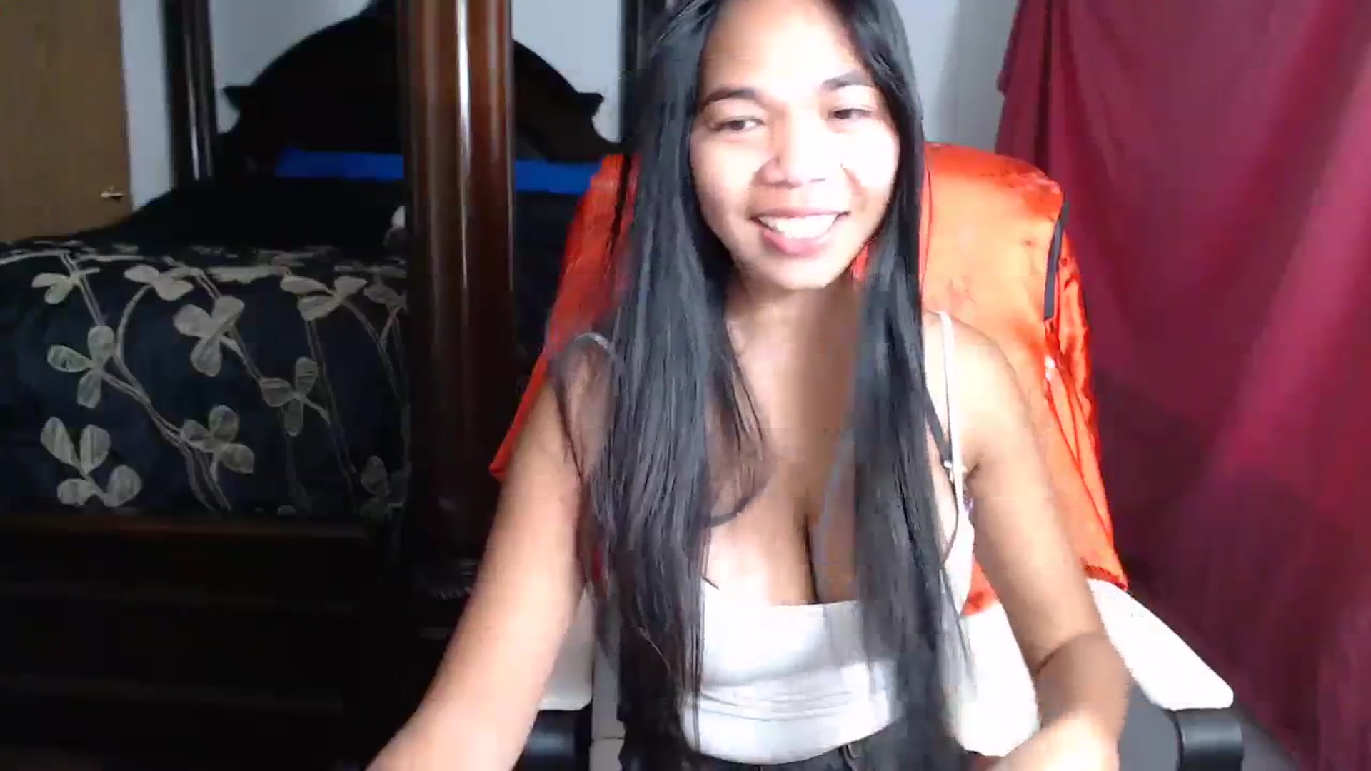 Gallery image thumbnail from Littlekai2023's myfreecams stream on, 08/10/2023, 24:00 image 16 of 20