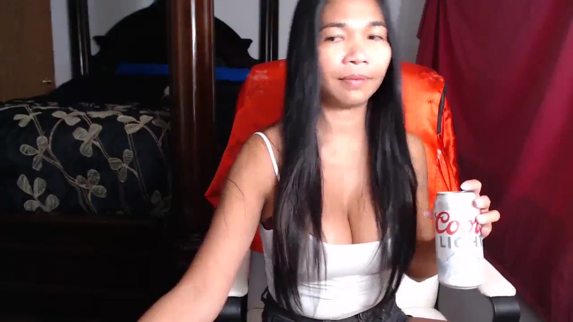 Gallery image thumbnail from Littlekai2023's myfreecams stream on, 08/10/2023, 24:00 image 18 of 20