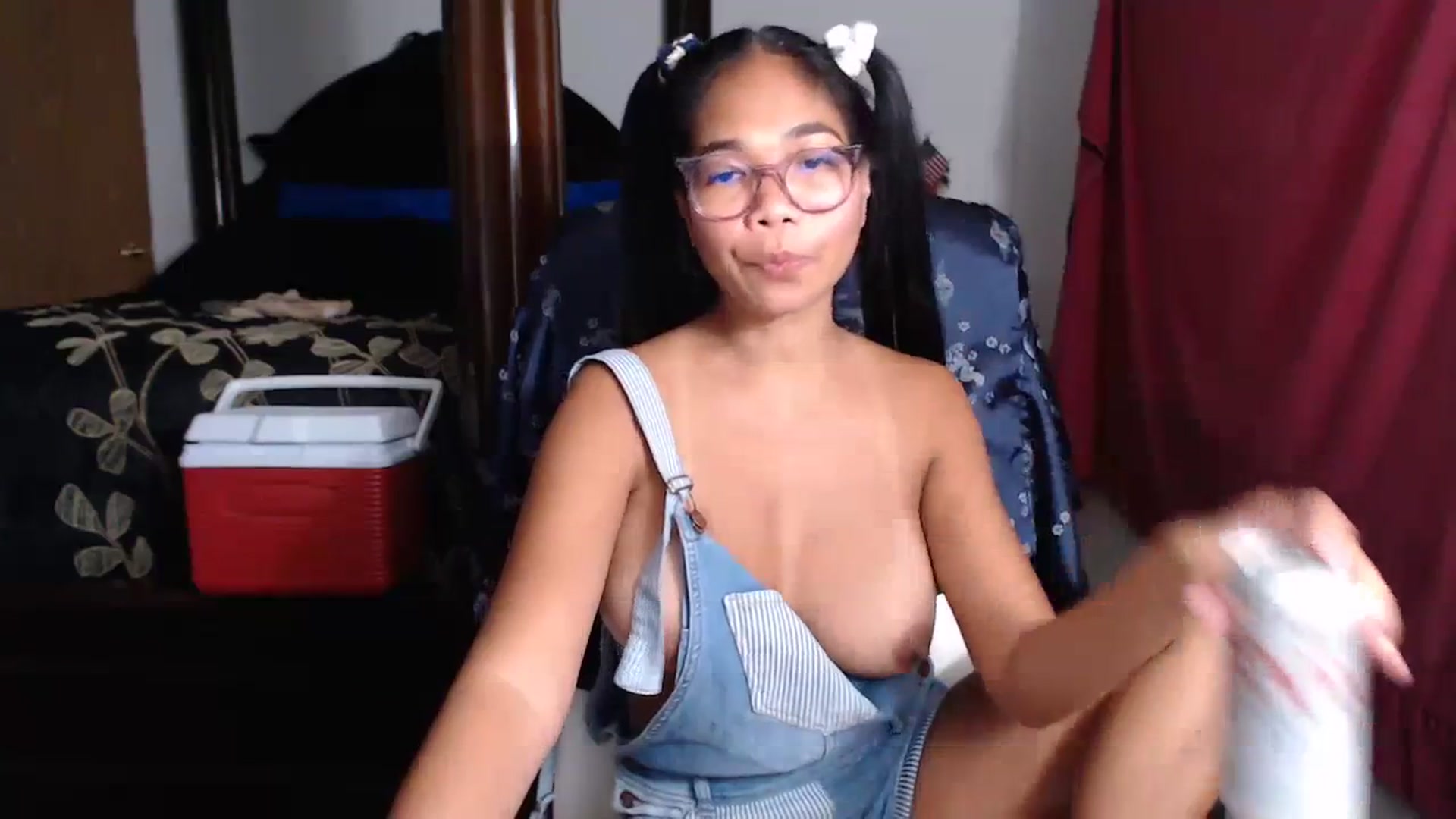 Gallery image thumbnail from Littlekai2023's myfreecams stream on, 08/14/2023, 24:04 image 3 of 20