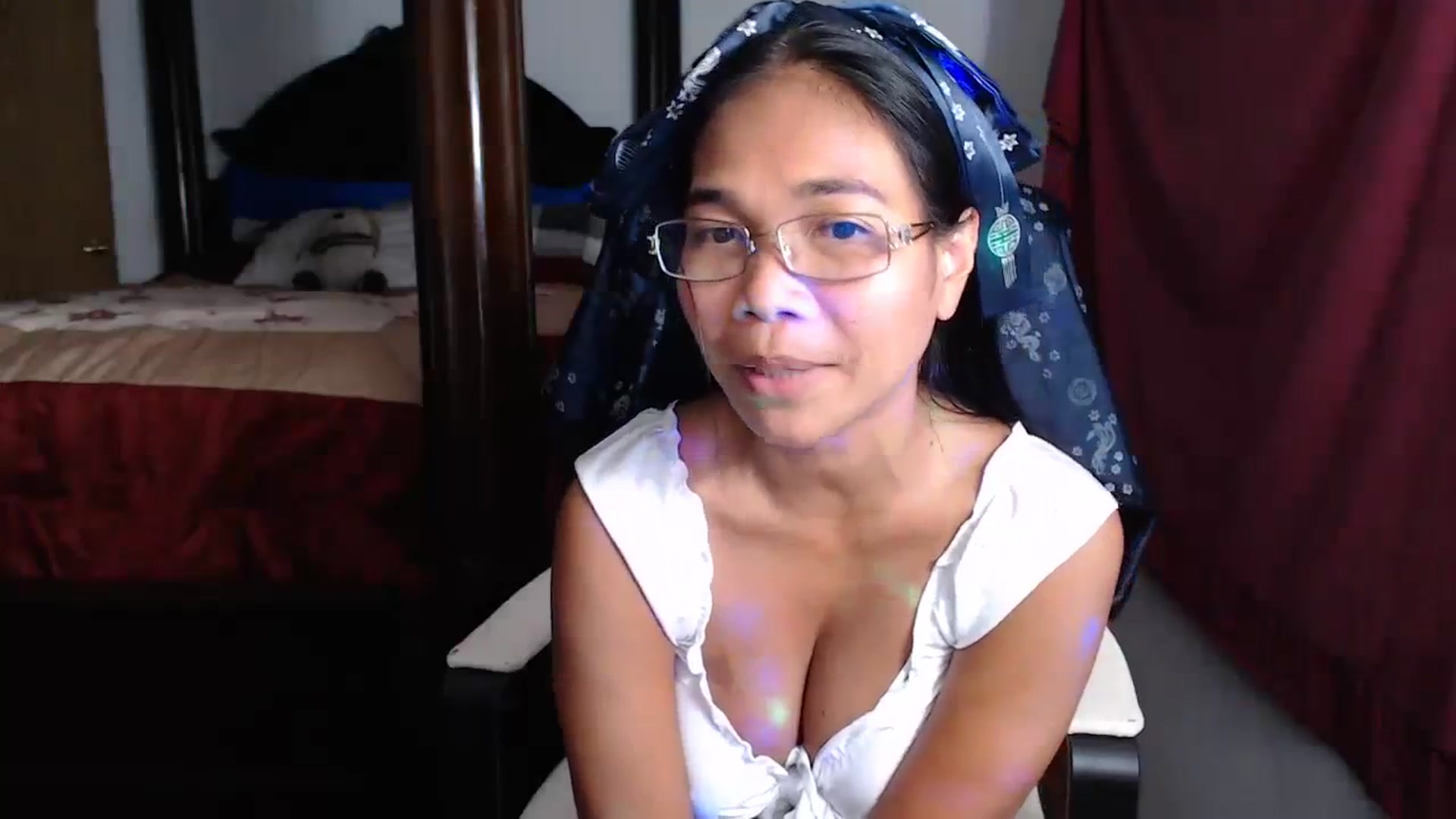 Gallery image thumbnail from Littlekai2023's myfreecams stream on, 08/18/2023, 07:27 image 10 of 20