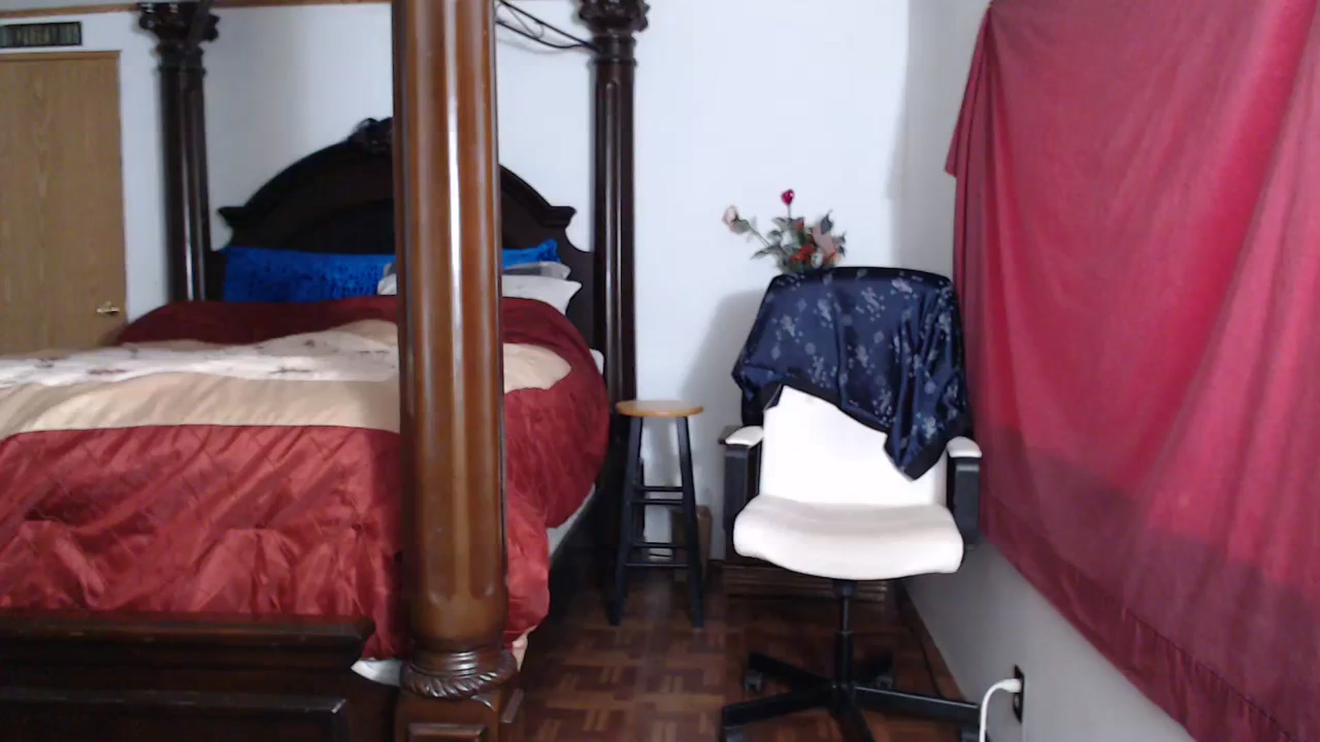 Gallery image thumbnail from Littlekai2023's myfreecams stream on, 08/21/2023, 24:04 image 3 of 20