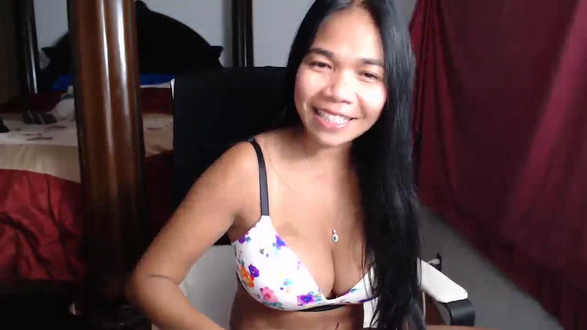 Gallery image thumbnail from Littlekai2023's myfreecams stream on, 08/23/2023, 04:12 image 18 of 20