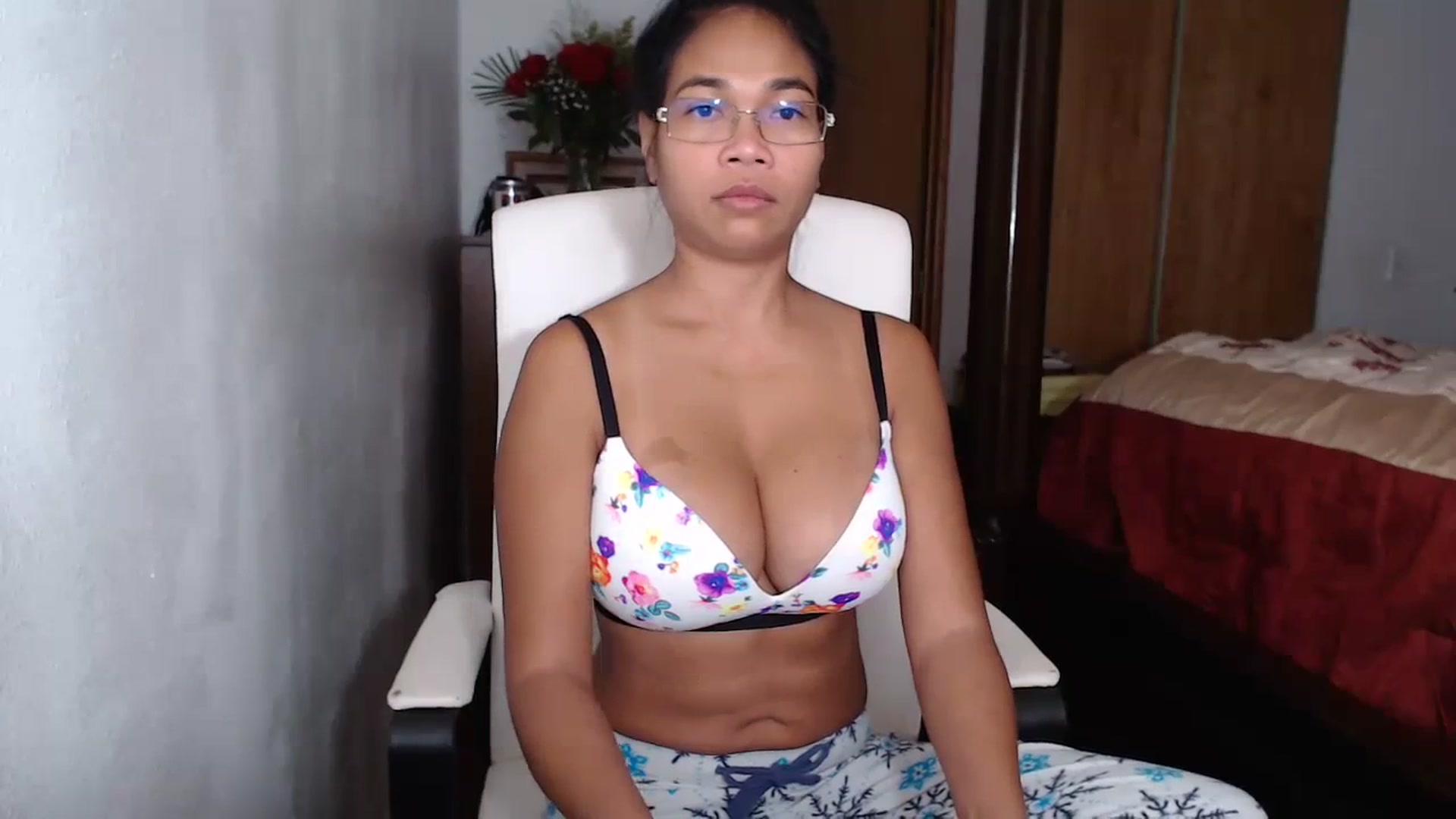 Gallery image thumbnail from Littlekai2023's myfreecams stream on, 09/04/2023, 21:34 image 12 of 20