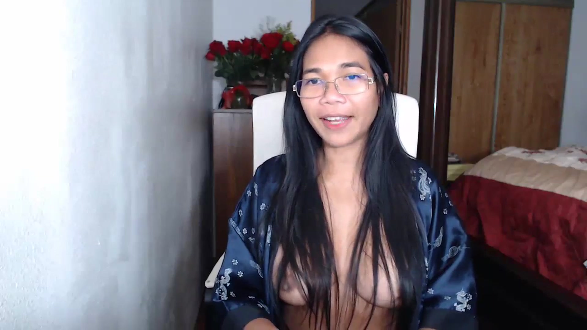Gallery image thumbnail from Littlekai2023's myfreecams stream on, 09/05/2023, 01:18 image 8 of 20