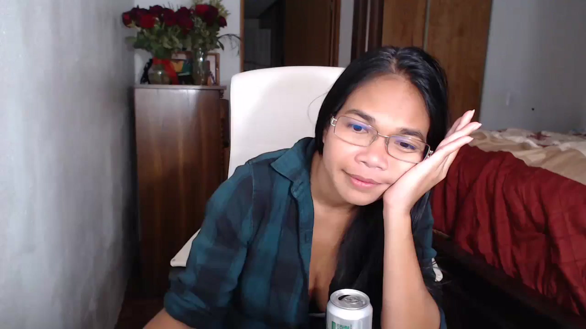 Gallery image thumbnail from Littlekai2023's myfreecams stream on, 09/12/2023, 03:10 image 16 of 20