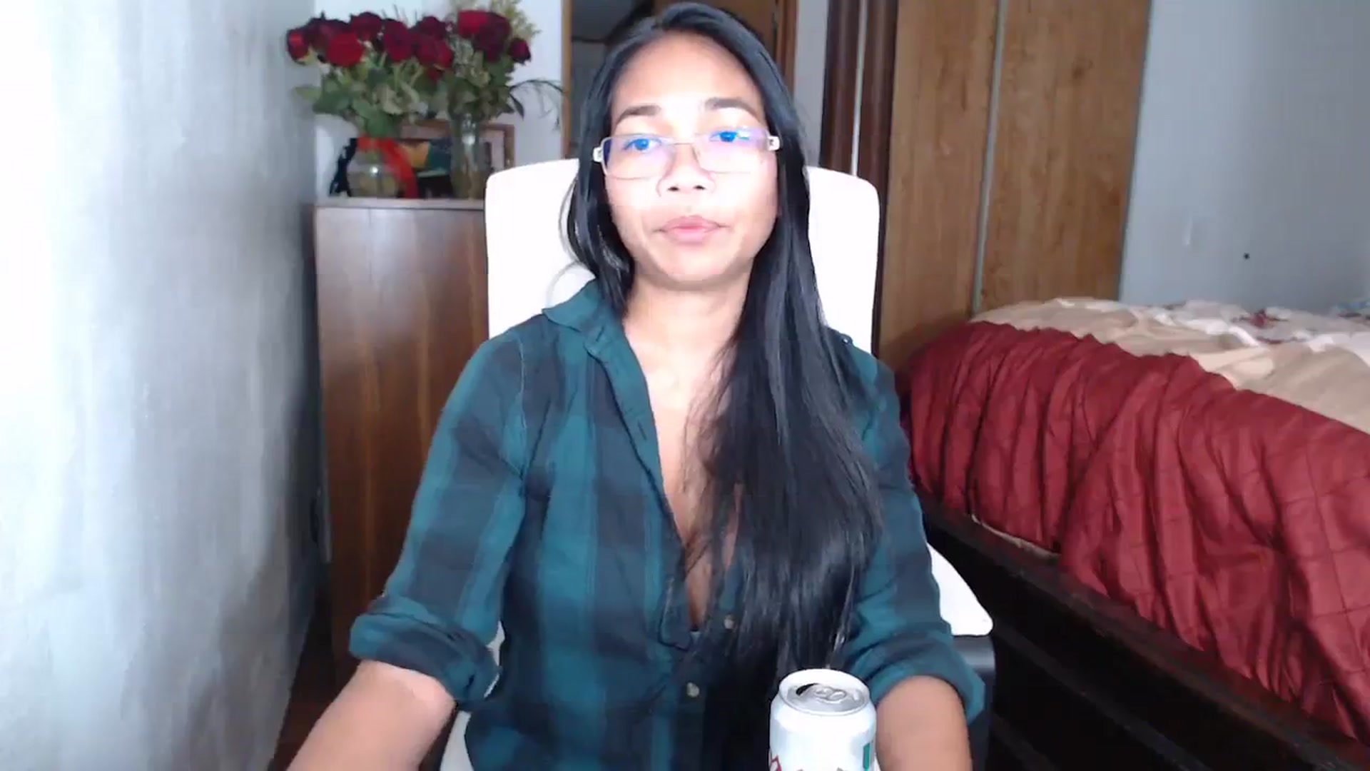 Gallery image thumbnail from Littlekai2023's myfreecams stream on, 09/12/2023, 03:10 image 19 of 20