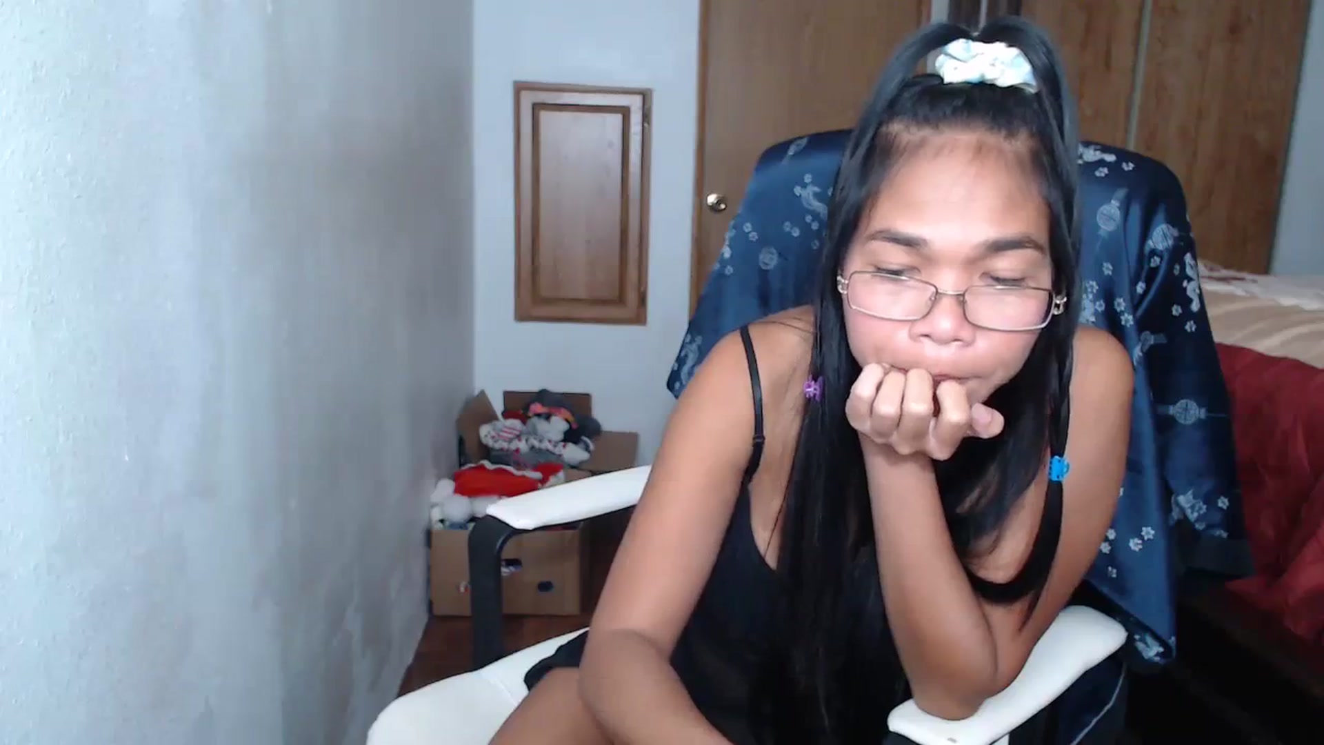 Gallery image thumbnail from Littlekai2023's myfreecams stream on, 09/14/2023, 04:14 image 14 of 20