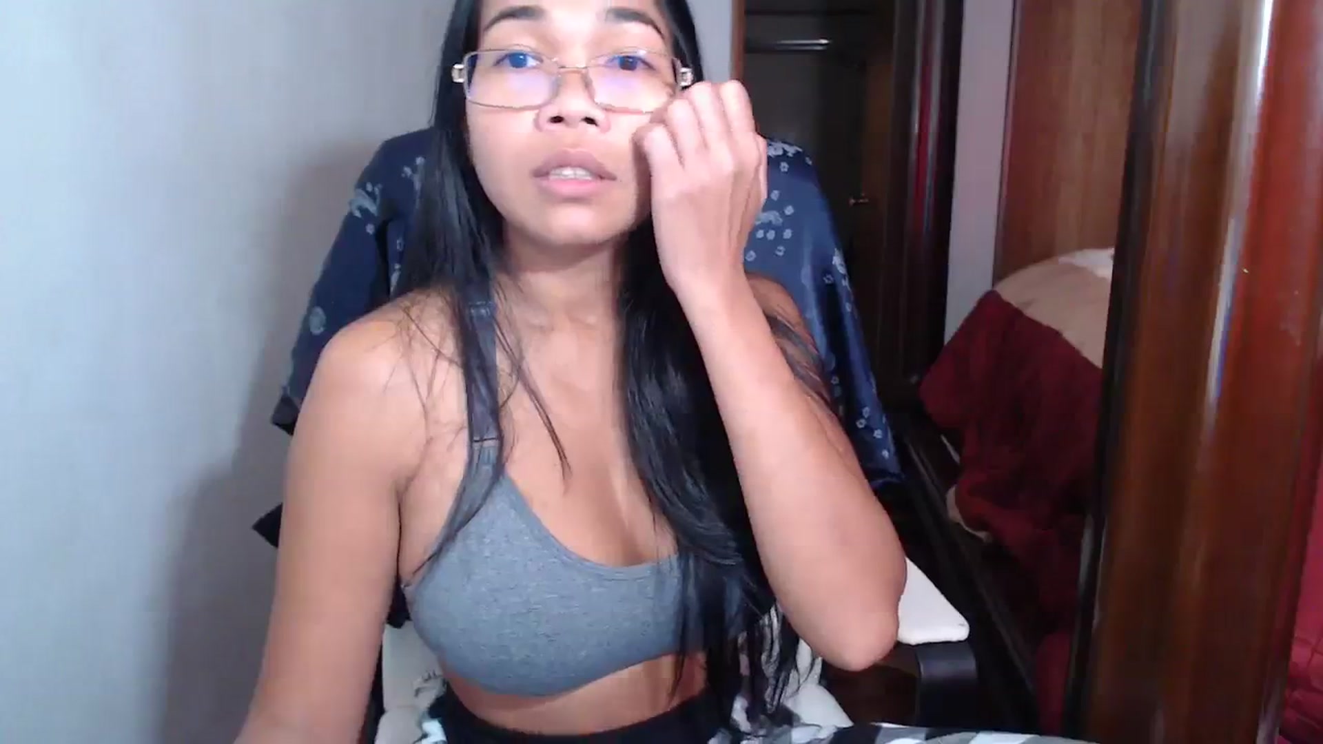 Gallery image thumbnail from Littlekai2023's myfreecams stream on, 09/16/2023, 16:58 image 16 of 20