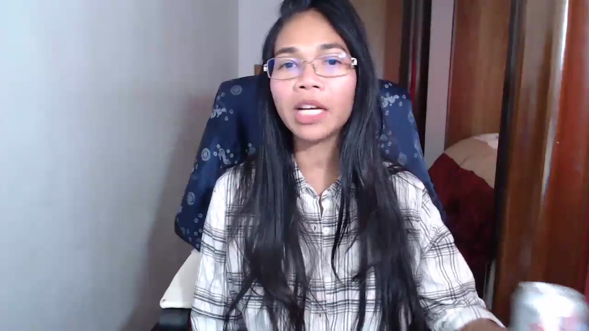 Gallery image thumbnail from Littlekai2023's myfreecams stream on, 09/16/2023, 20:34 image 2 of 20