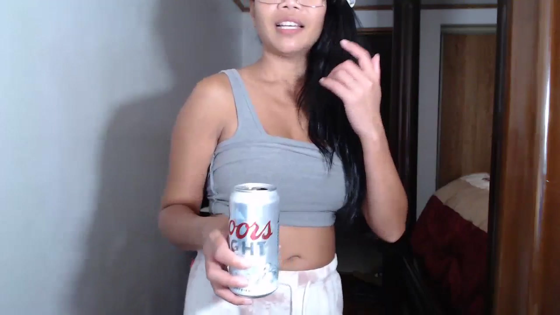Gallery image thumbnail from Littlekai2023's myfreecams stream on, 09/17/2023, 08:01 image 13 of 20