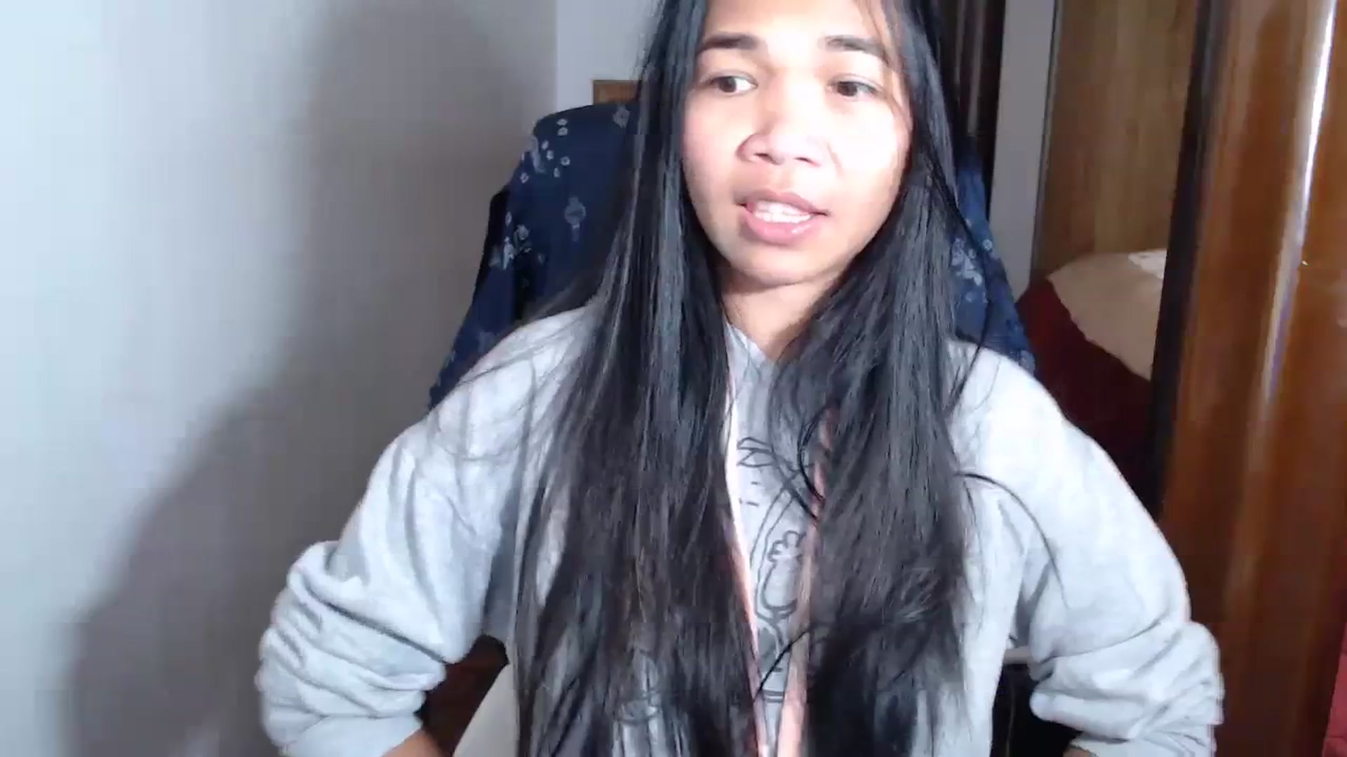 Gallery image thumbnail from Littlekai2023's myfreecams stream on, 09/18/2023, 03:47 image 16 of 20