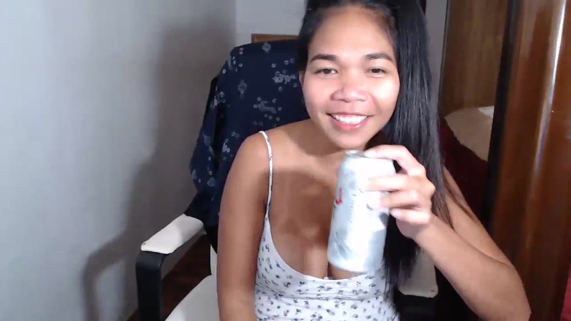 Gallery image thumbnail from Littlekai2023's myfreecams stream on, 09/18/2023, 03:47 image 14 of 20