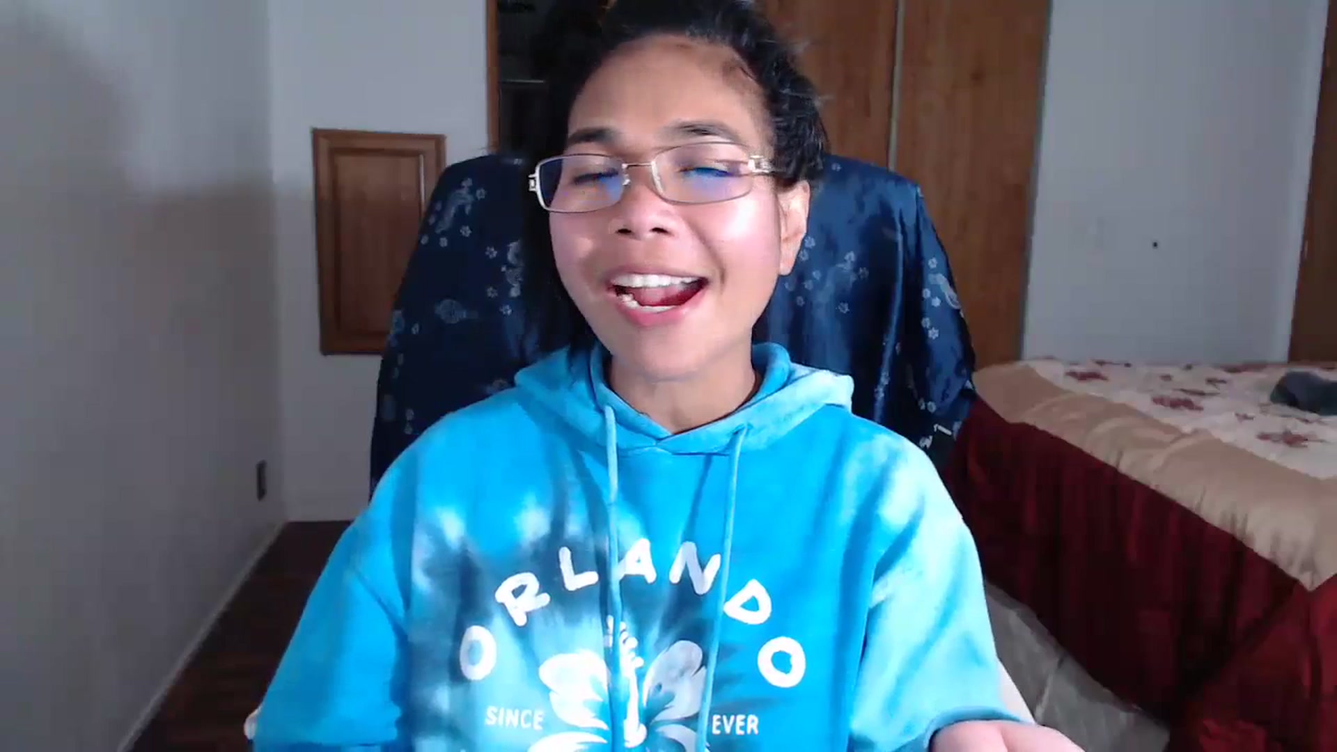Gallery image thumbnail from Littlekai2023's myfreecams stream on, 09/25/2023, 02:18 image 6 of 20