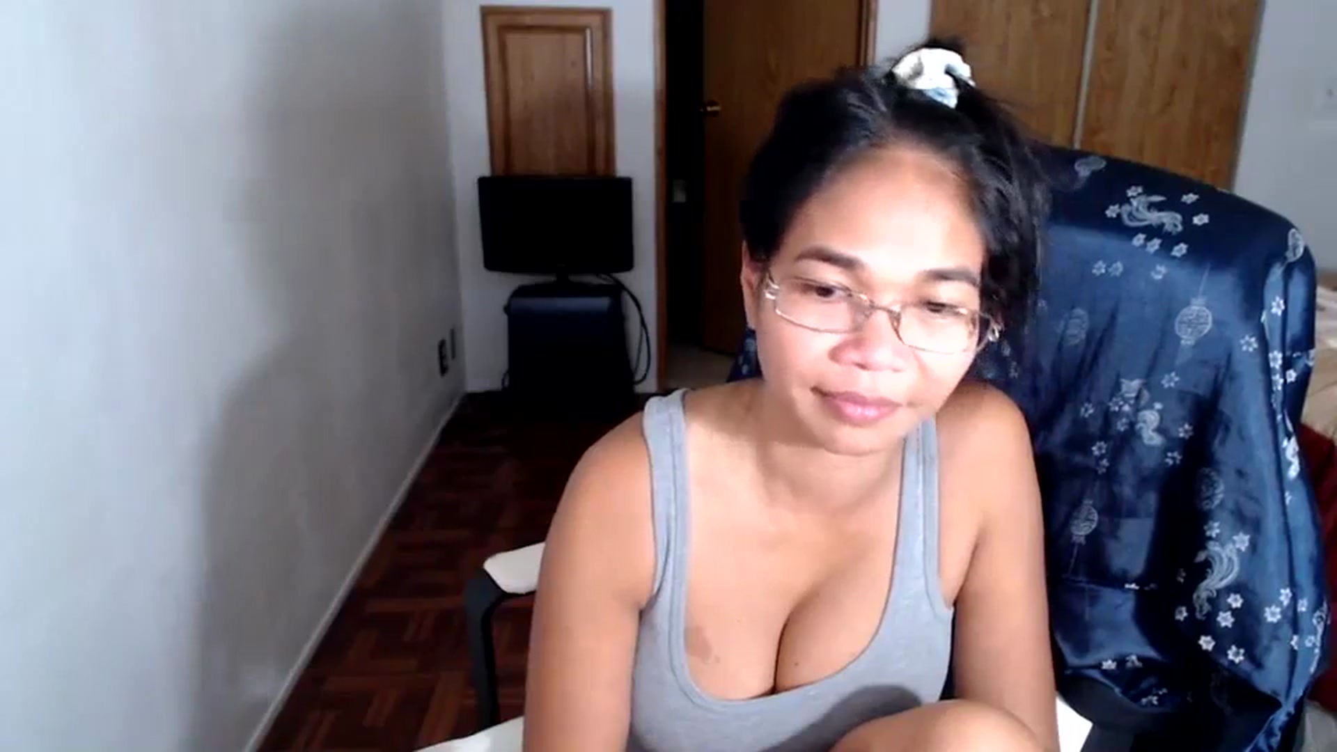 Gallery image thumbnail from Littlekai2023's myfreecams stream on, 10/01/2023, 03:39 image 19 of 20